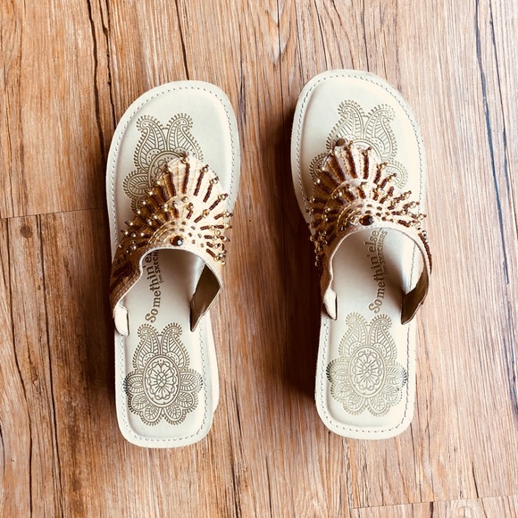 skechers beaded sandals